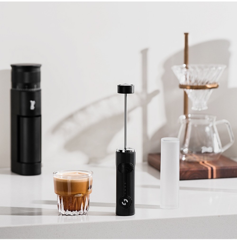 ワイヤレス電動ミニミルクフォーマー、コーヒーホイッパー、ポー - Kitchen Baking Blender のレビューと価格