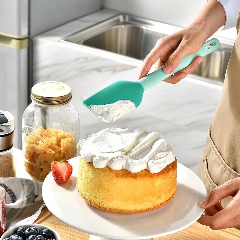 【S】シリコン製ベーキングスクレーパー クリームスパチュラ  - Kitchen Baking Blender のレビューと価格
